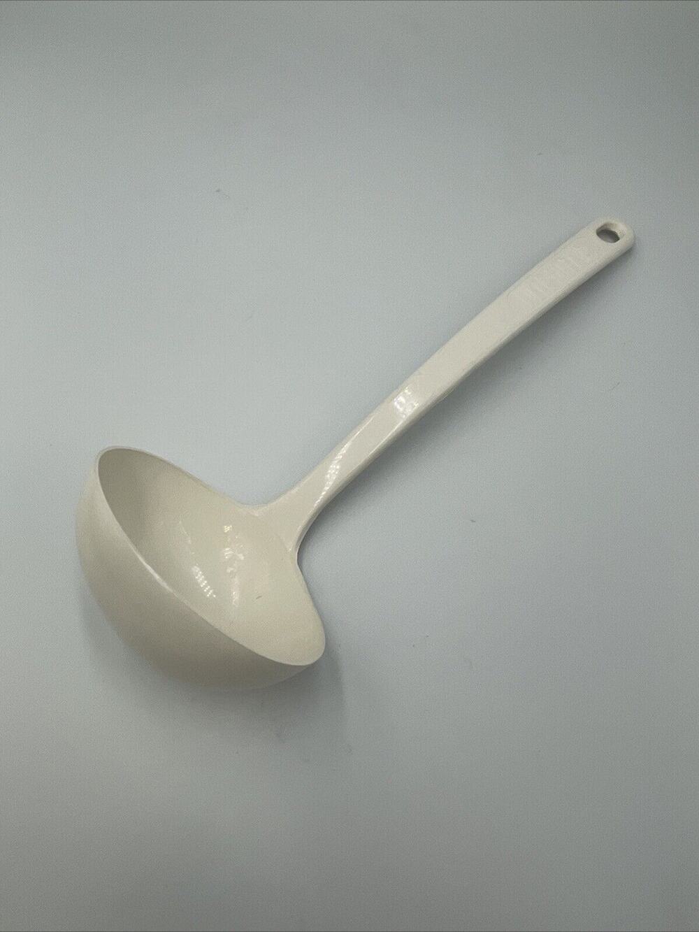 Ultratemp Soup Ladle Nylon White High Temp Plastic Retro Vintage 80s 90s #2109
